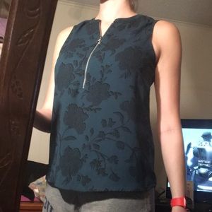Zip up floral blouse!